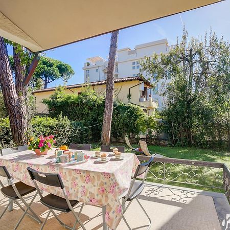 Casa Maddalena Al Mare 600M From Sea - Happy Rentals Marina di Pietrasanta Kültér fotó