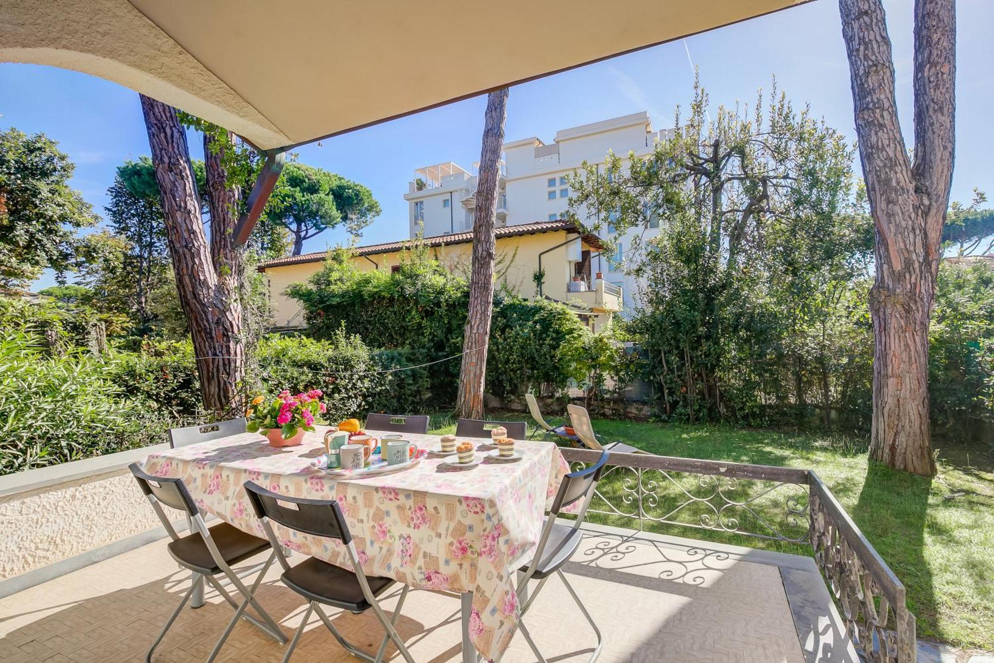 Casa Maddalena Al Mare 600M From Sea - Happy Rentals Marina di Pietrasanta Kültér fotó