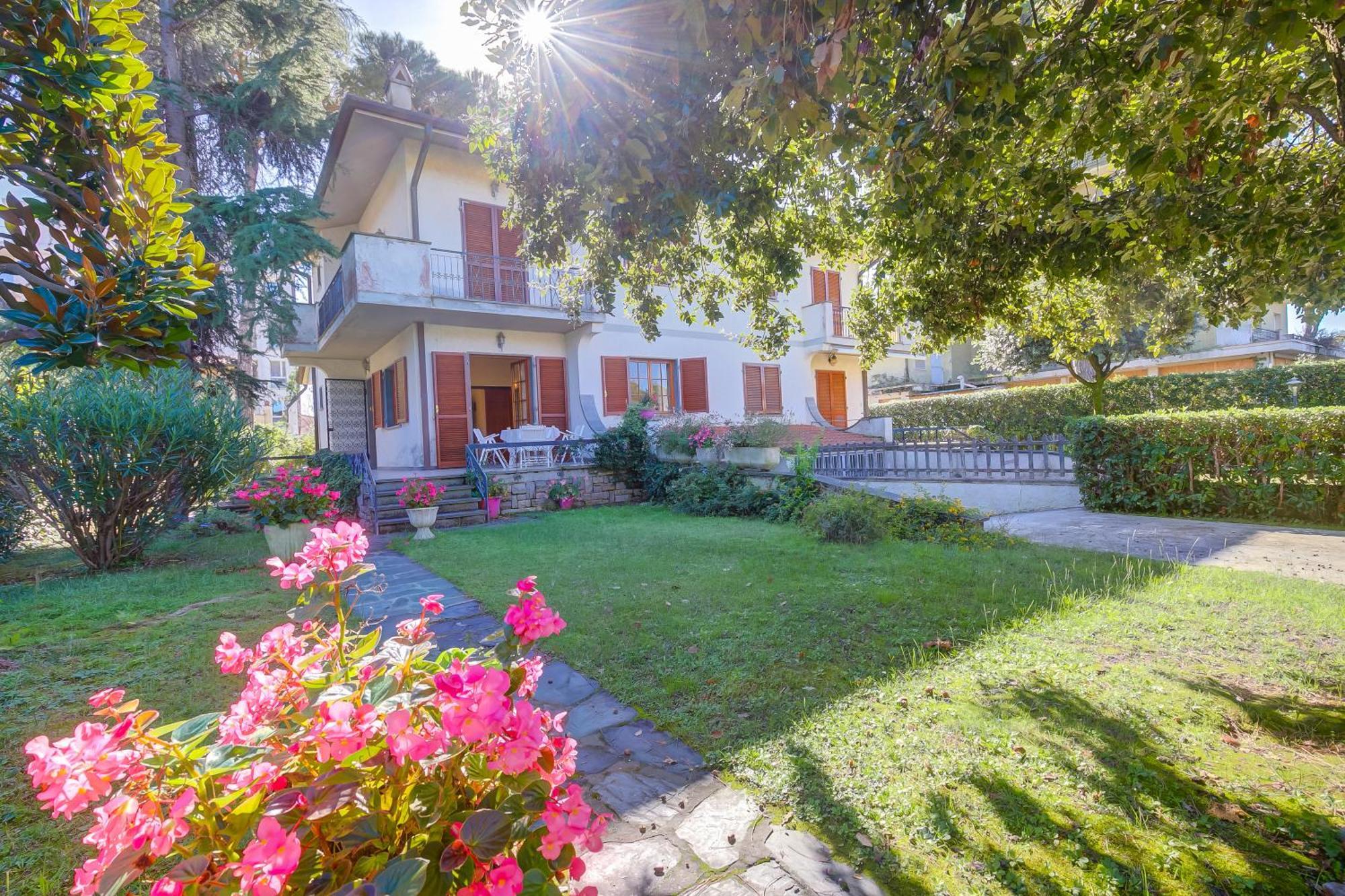 Casa Maddalena Al Mare 600M From Sea - Happy Rentals Marina di Pietrasanta Kültér fotó
